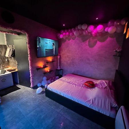 Love Room Spa Jacuzzi Lyon Exterior photo