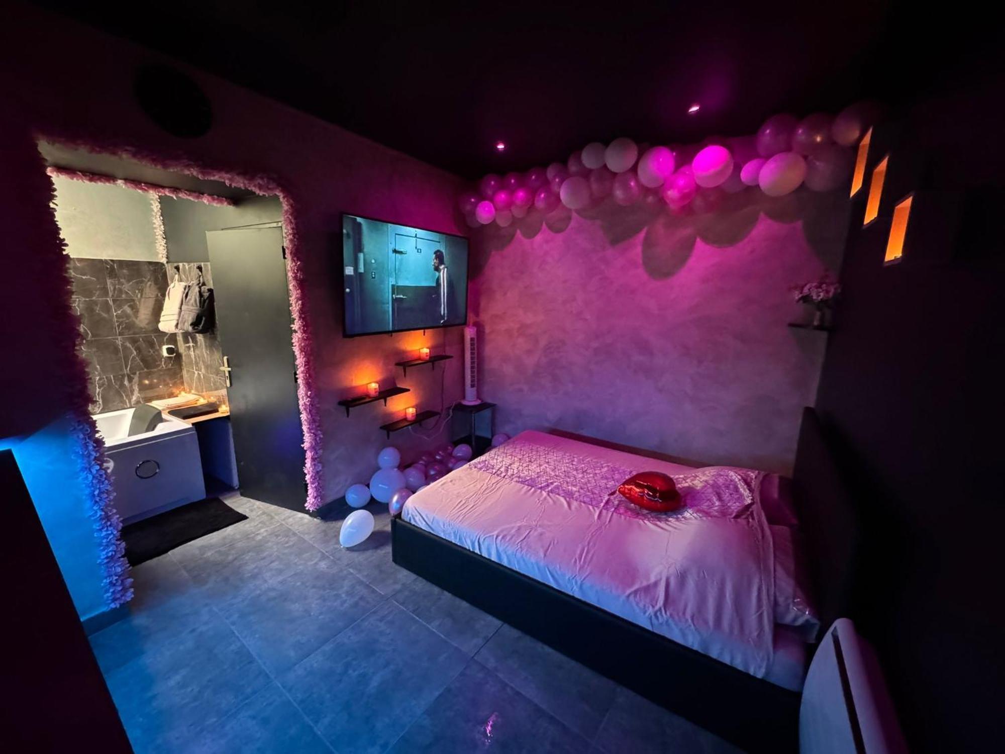 Love Room Spa Jacuzzi Lyon Exterior photo