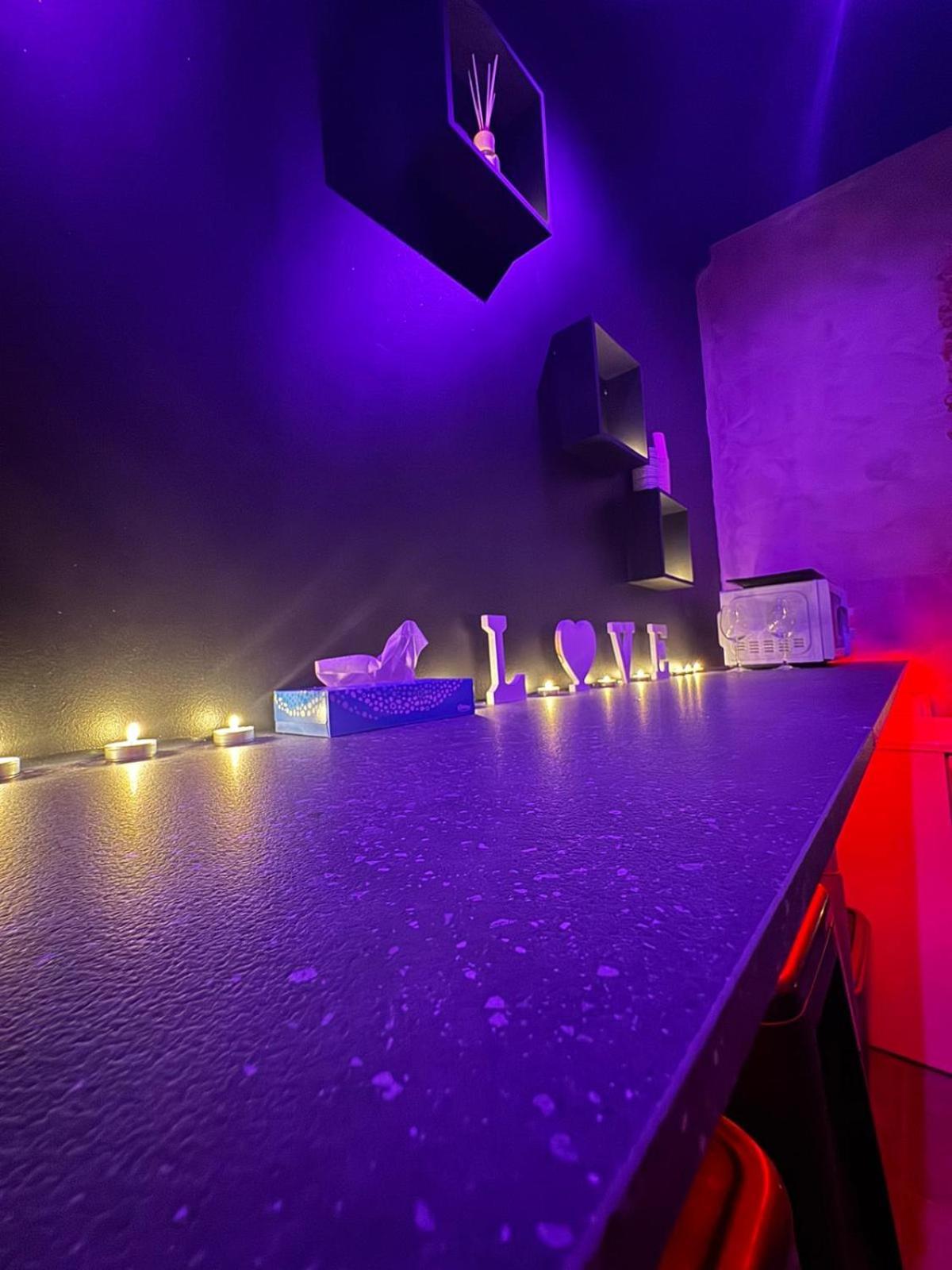 Love Room Spa Jacuzzi Lyon Exterior photo